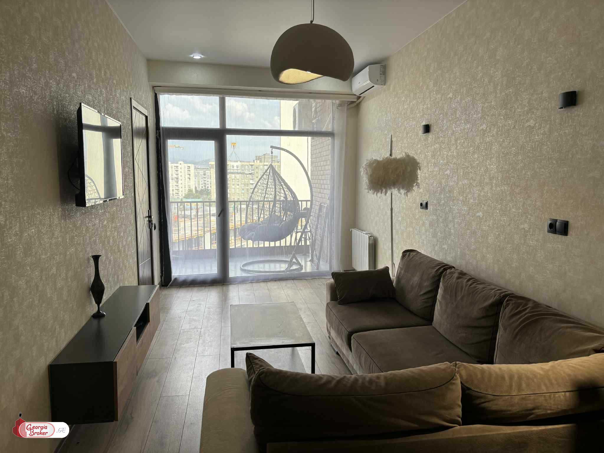 nearly repaired 3-room apartment for sale