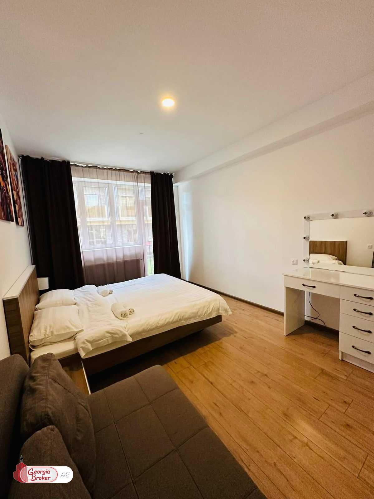 nearly repaired 2-room apartment for sale