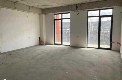 nearly repaired 3-room apartment for sale