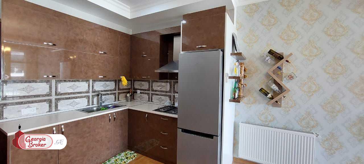 იყიდება ახალი გარემონტებული 2 ოთახიანი ბინა