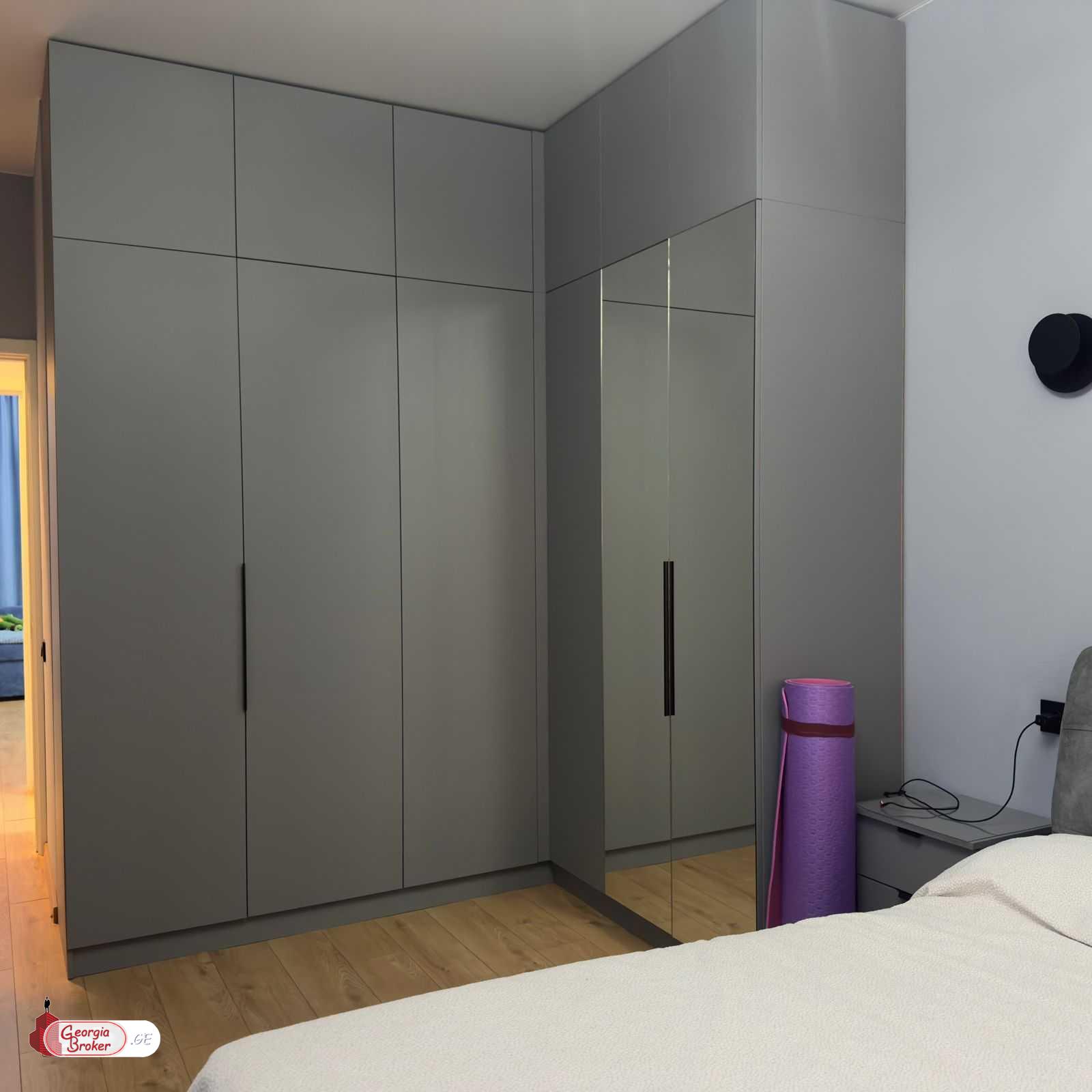 nearly repaired 4-room apartment for sale