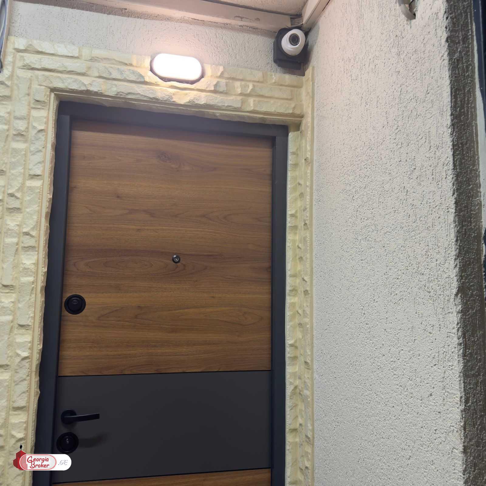 nearly repaired 4-room apartment for sale