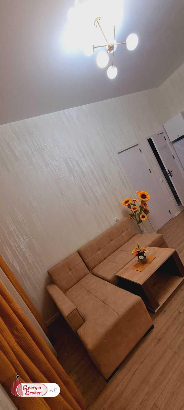 nearly repaired 3-room apartment for sale