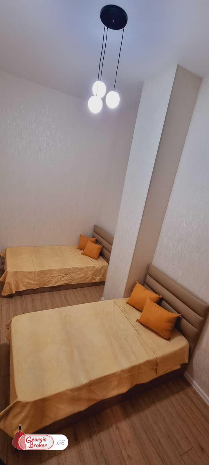 nearly repaired 3-room apartment for sale