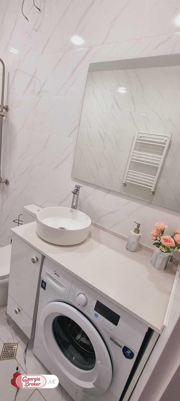 nearly repaired 3-room apartment for sale