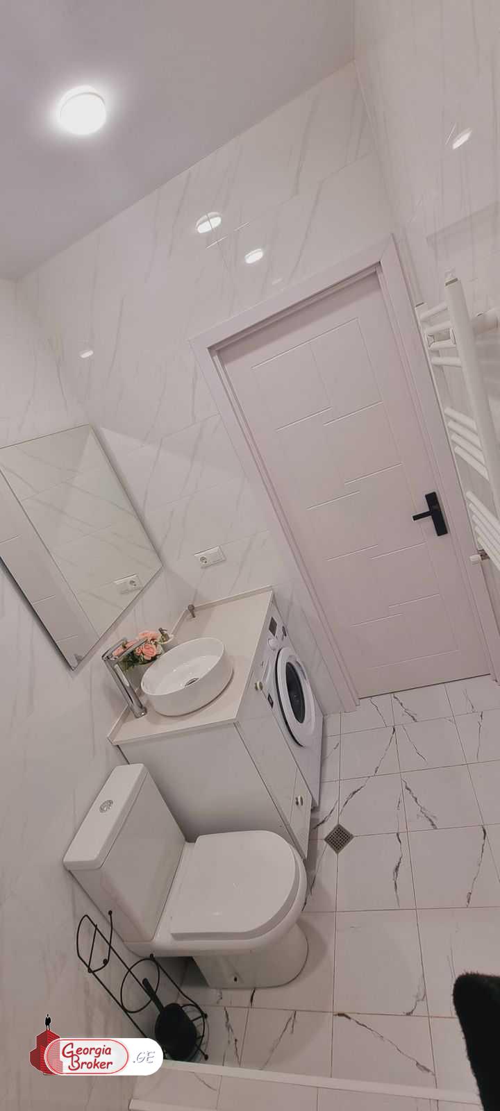 nearly repaired 3-room apartment for sale