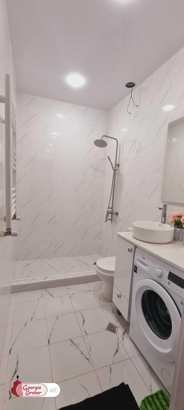 nearly repaired 3-room apartment for sale