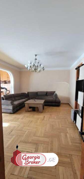 nearly repaired 4-room apartment for sale