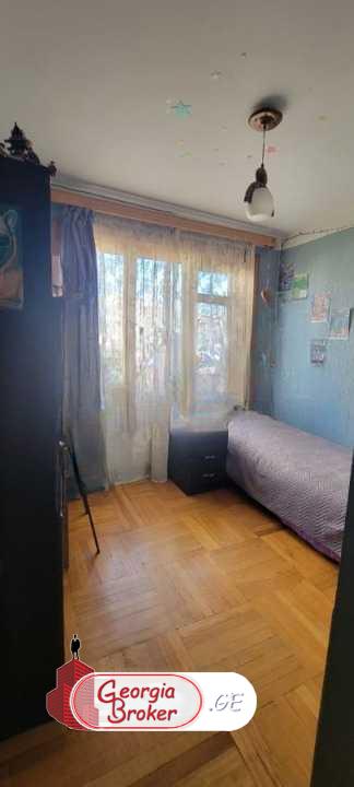 nearly repaired 4-room apartment for sale