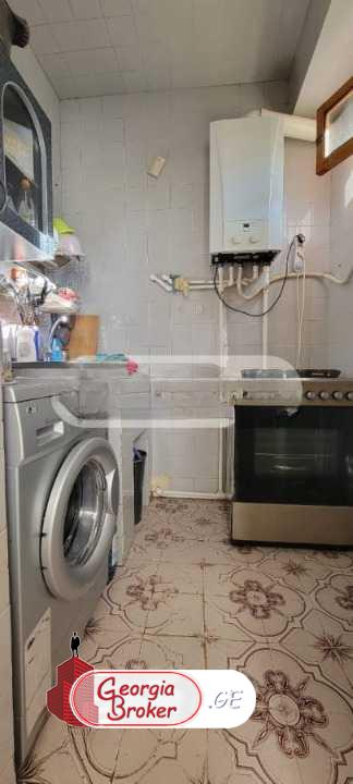 nearly repaired 4-room apartment for sale