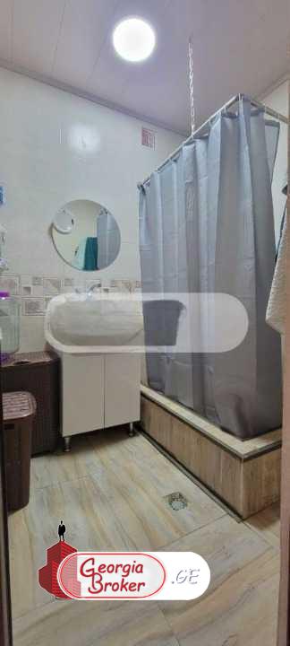 nearly repaired 4-room apartment for sale