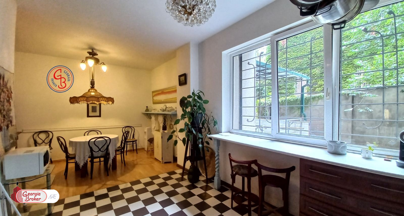 nearly repaired 4-room apartment for sale