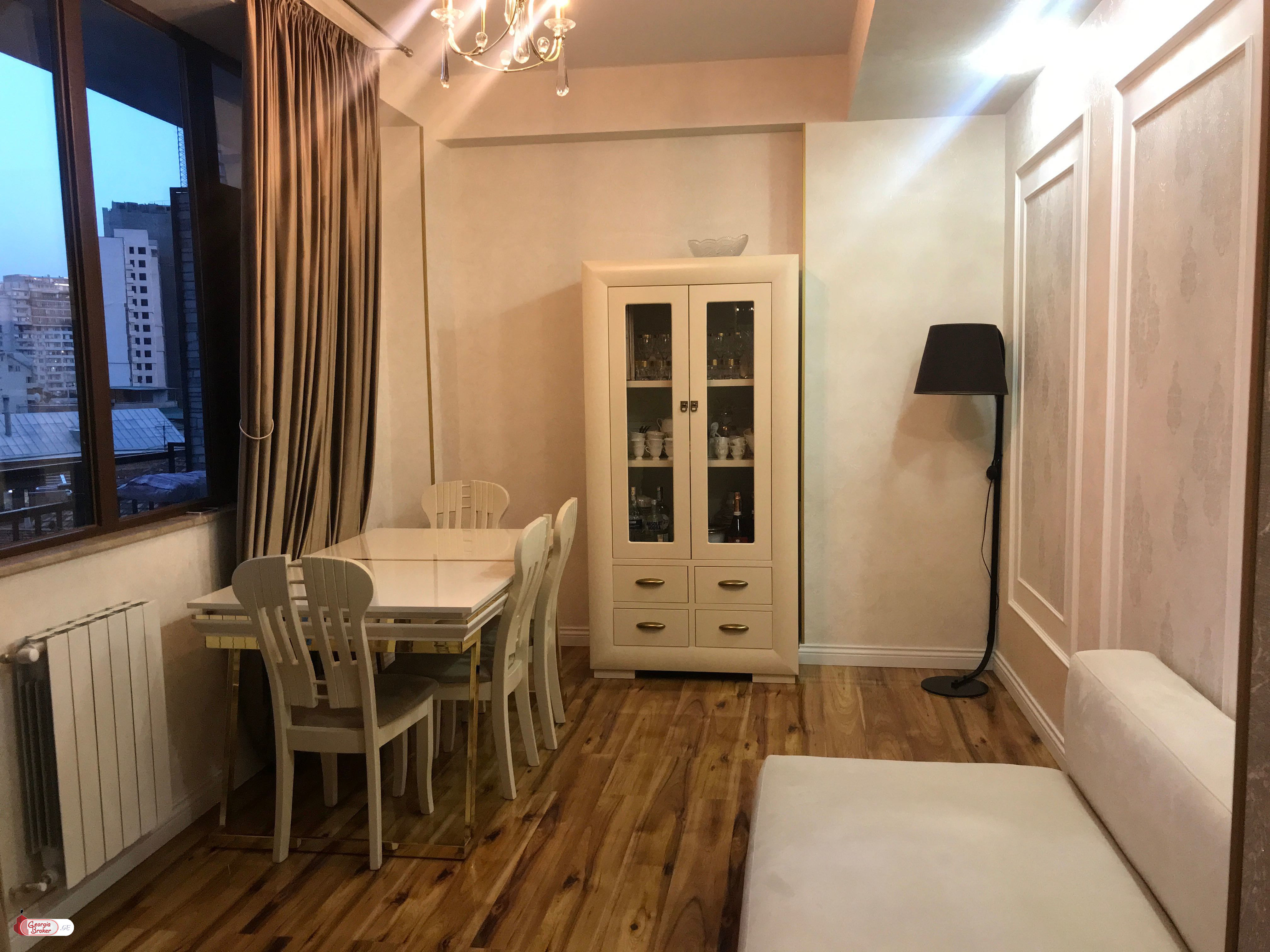 nearly repaired 3-room apartment for sale