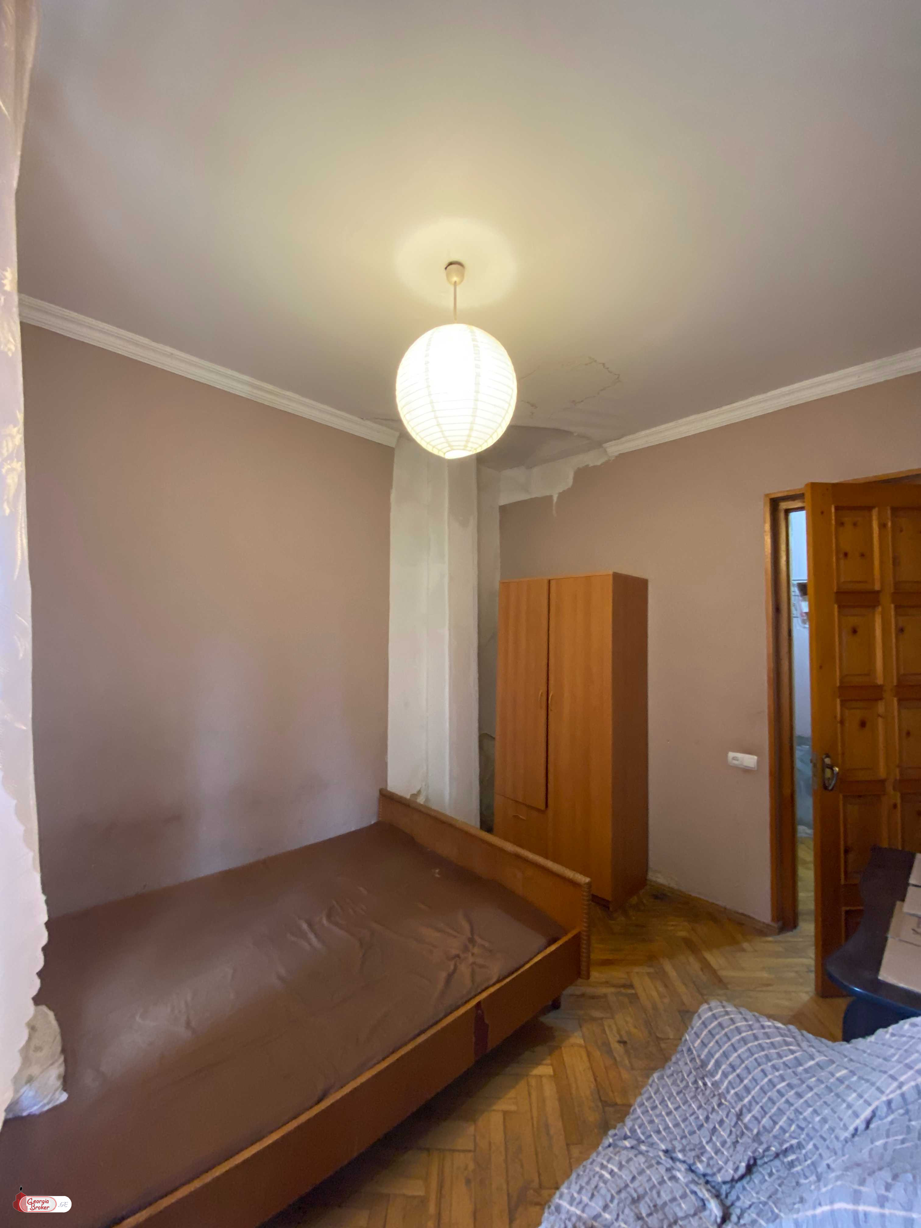 nearly repaired 1-room apartment for sale