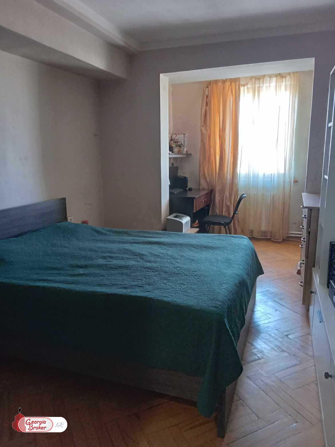 nearly repaired 3-room apartment for sale