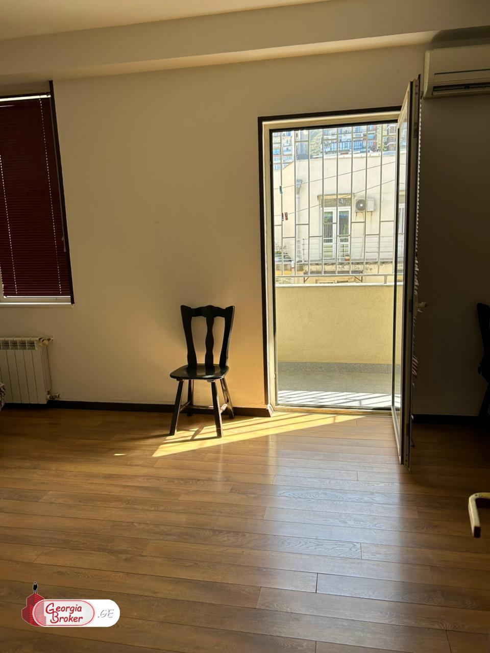 nearly repaired 4-room apartment for sale