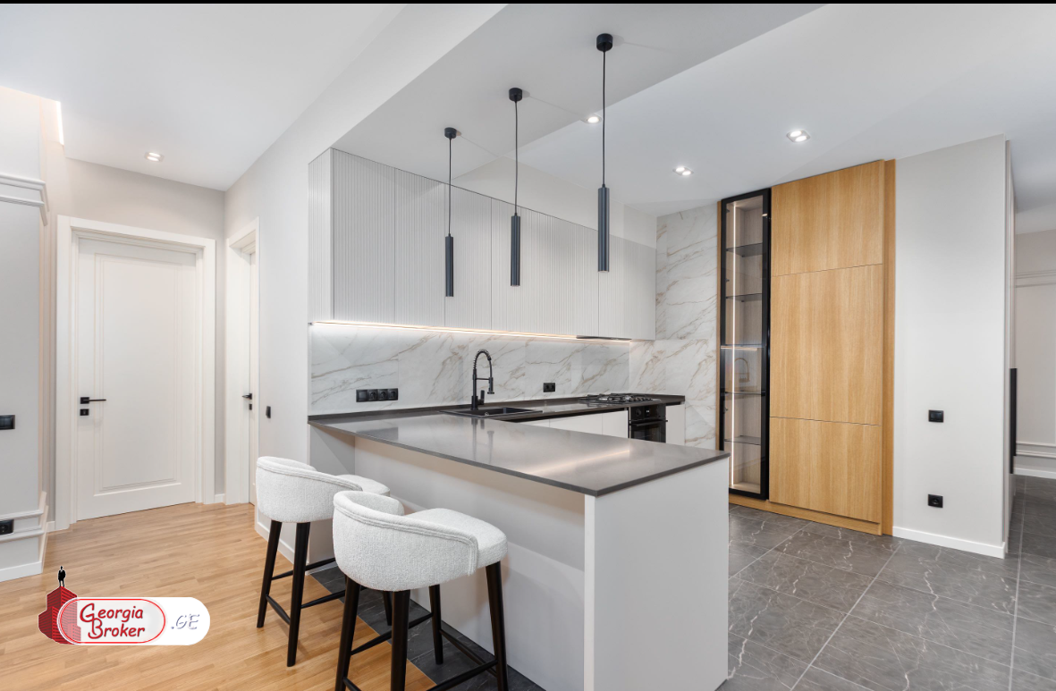 იყიდება ახალი გარემონტებული 4 ოთახიანი ბინა