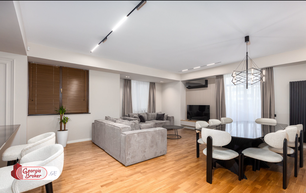 იყიდება ახალი გარემონტებული 4 ოთახიანი ბინა