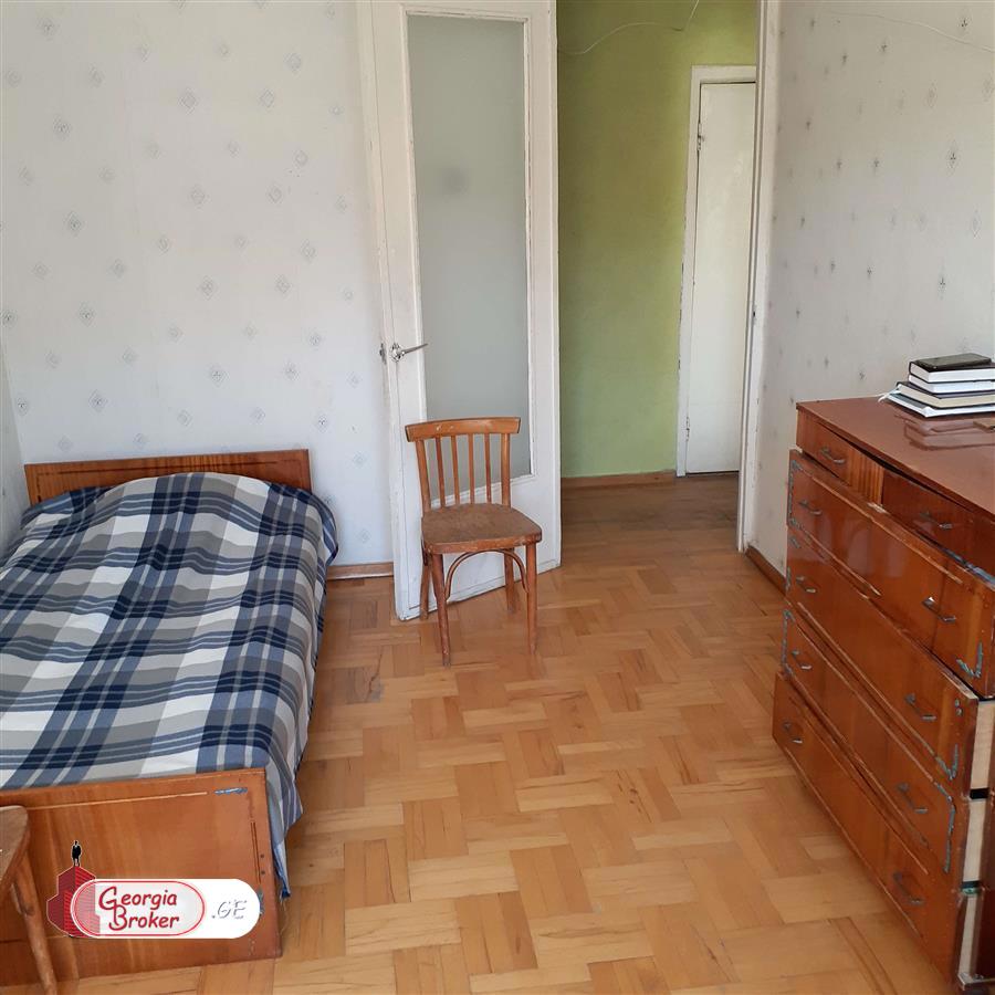 without repair 3-room apartment for sale