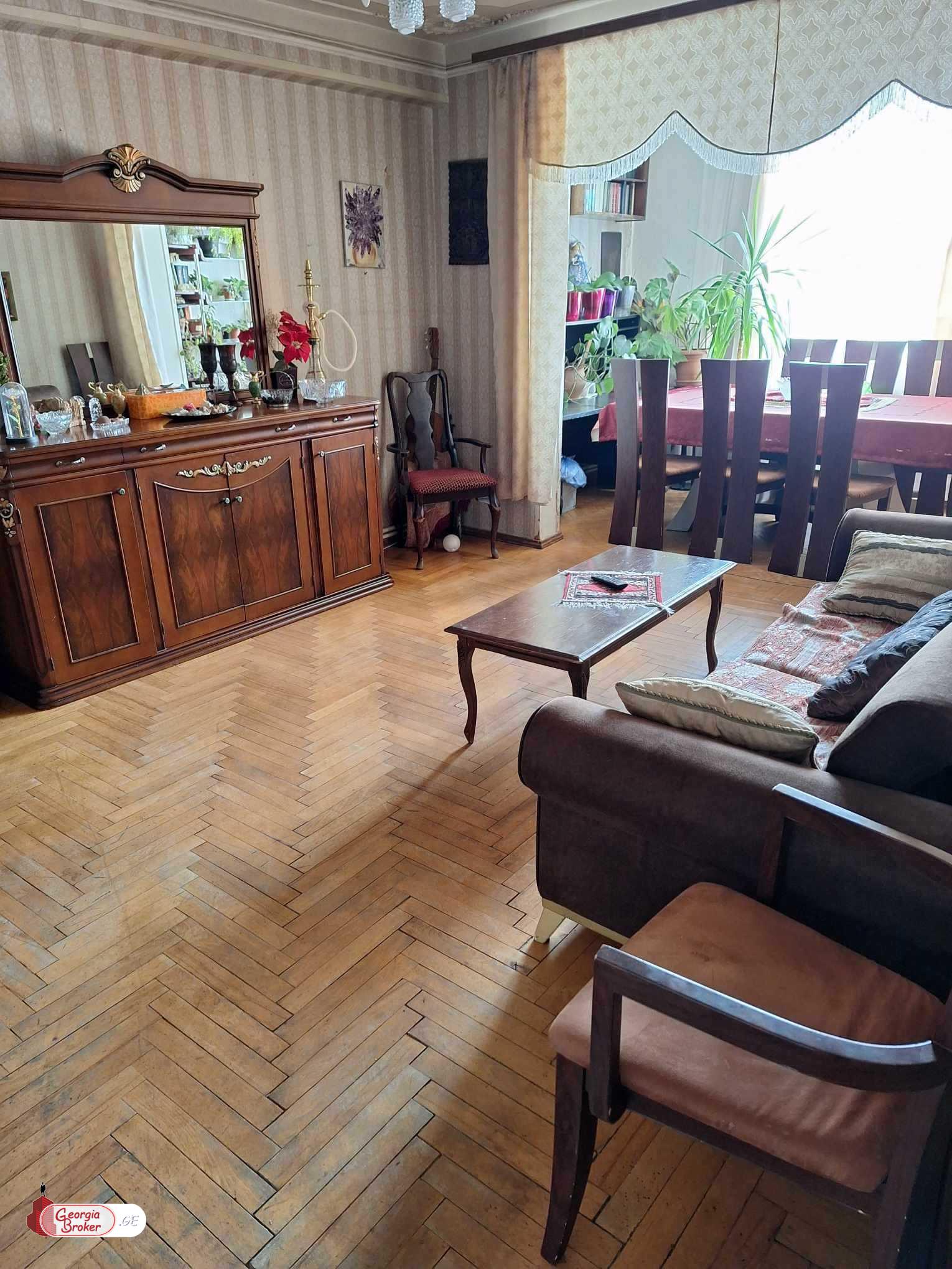 old repaired 4-room apartment for sale