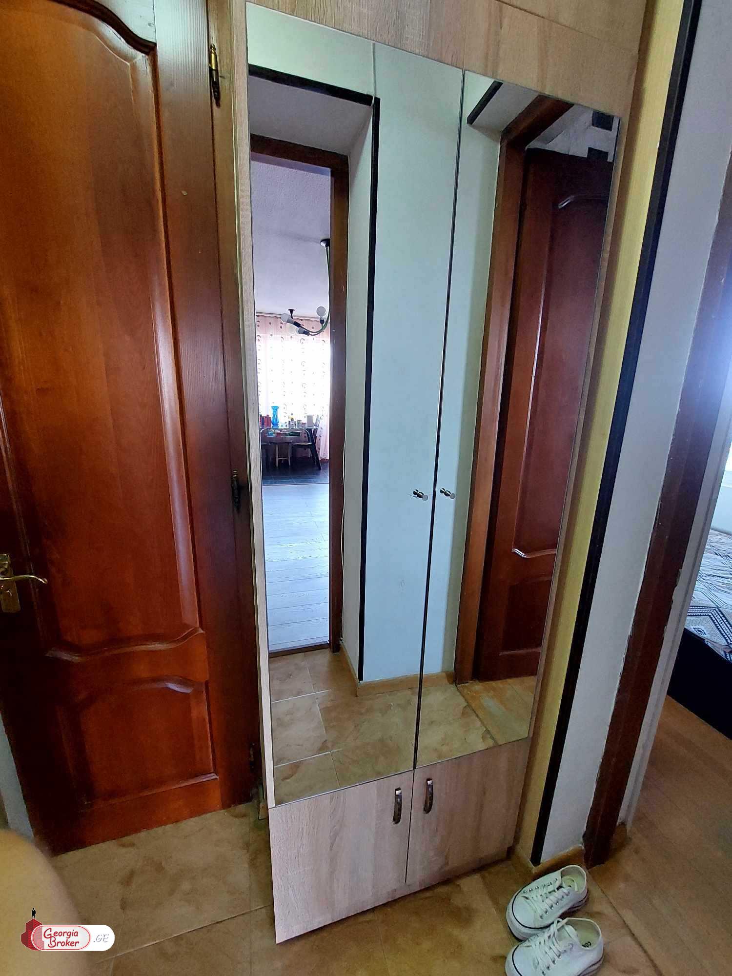 nearly repaired 1-room apartment for sale