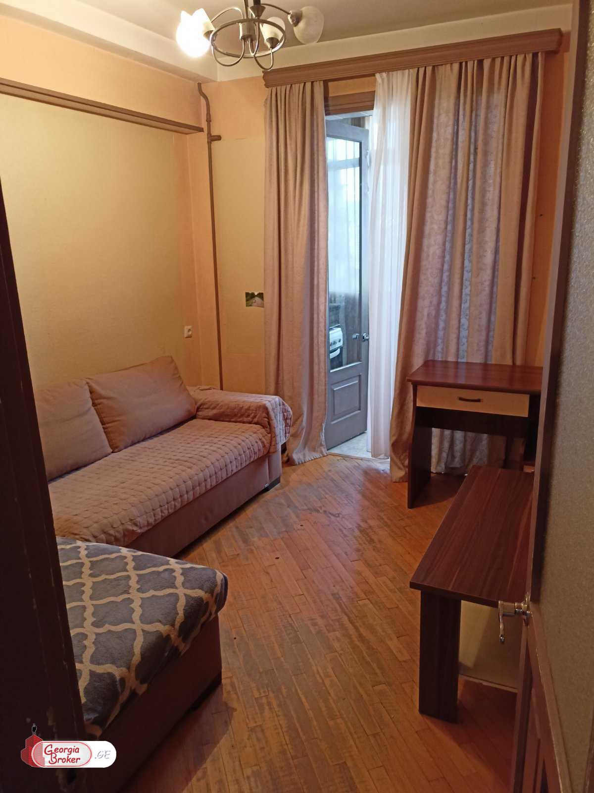 old repaired 2-room apartment for sale