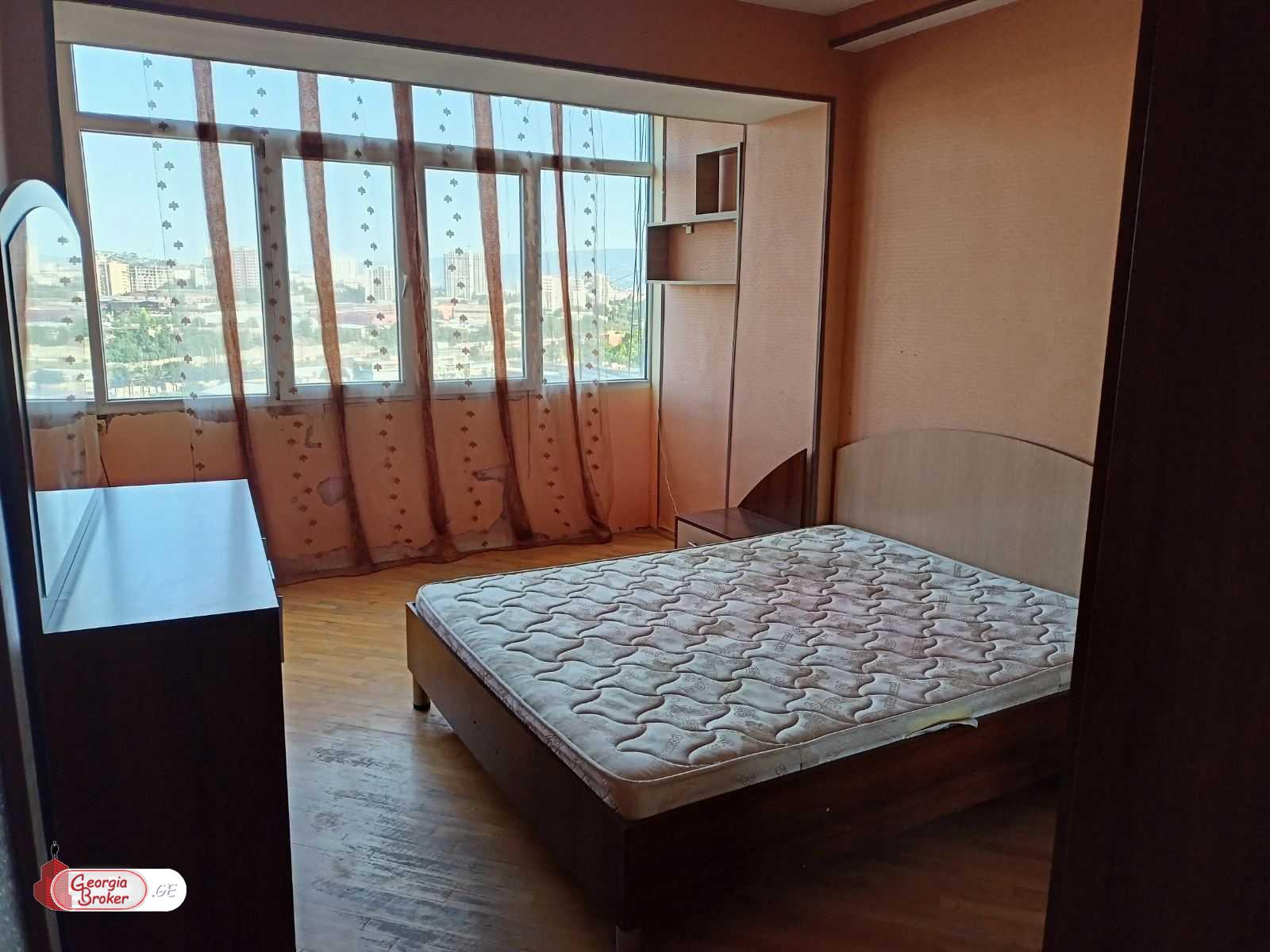 old repaired 2-room apartment for sale