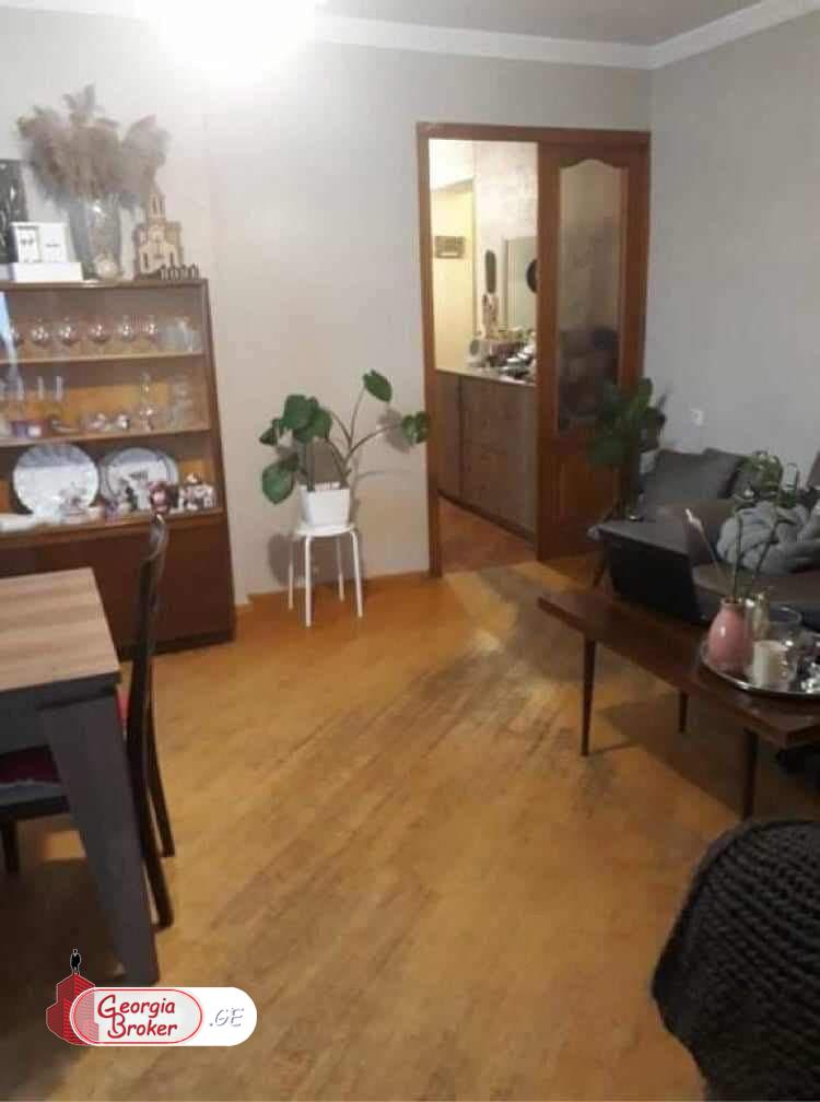 old repaired 2-room apartment for sale