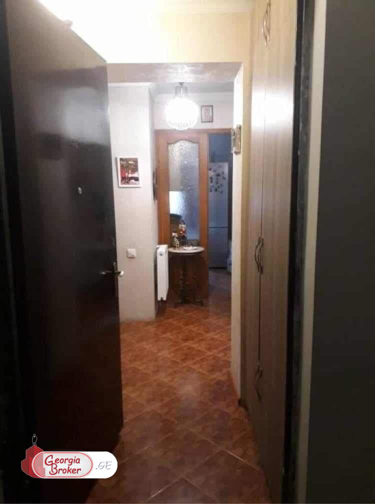 old repaired 2-room apartment for sale