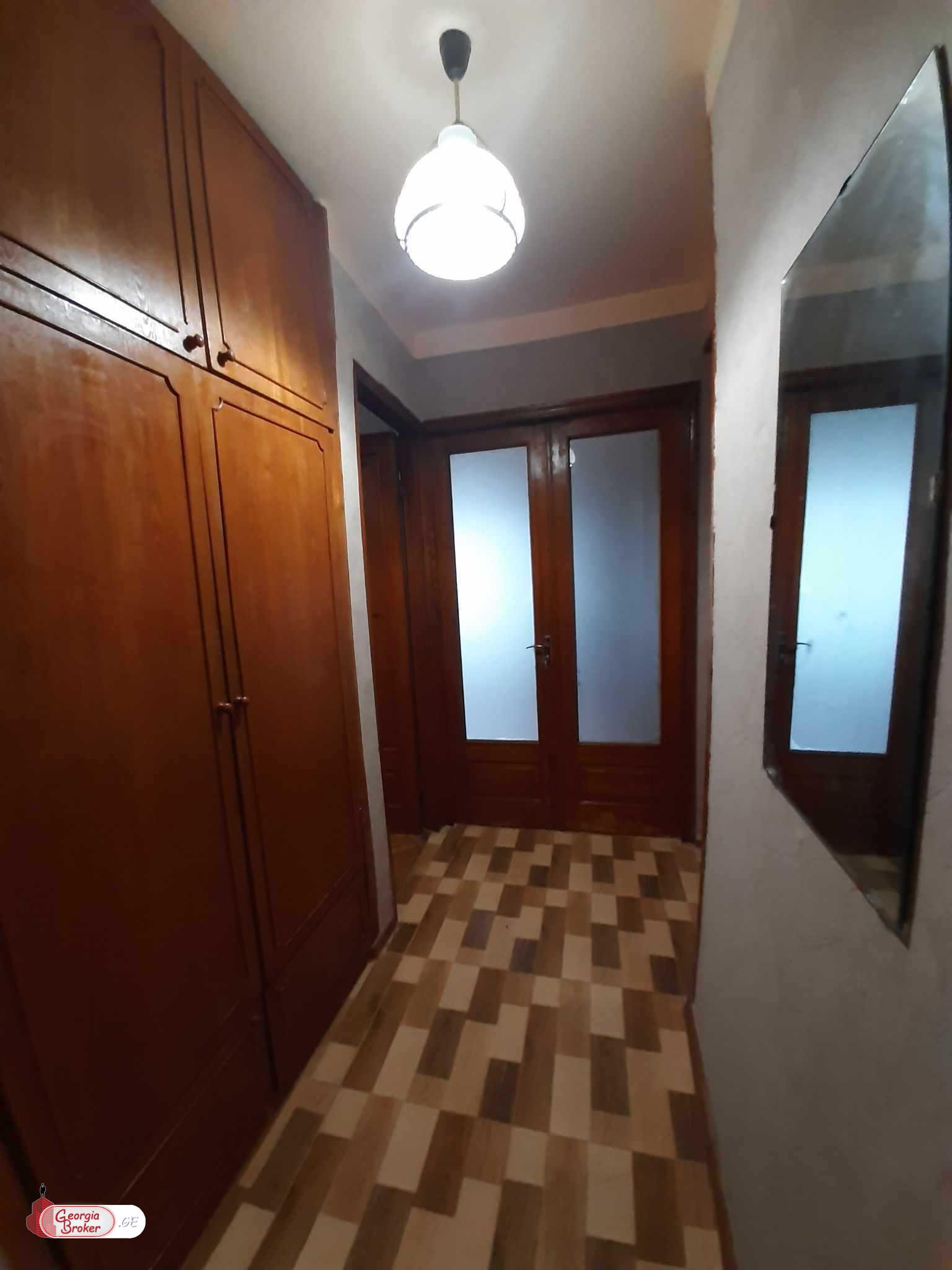 without repair 4-room apartment for sale