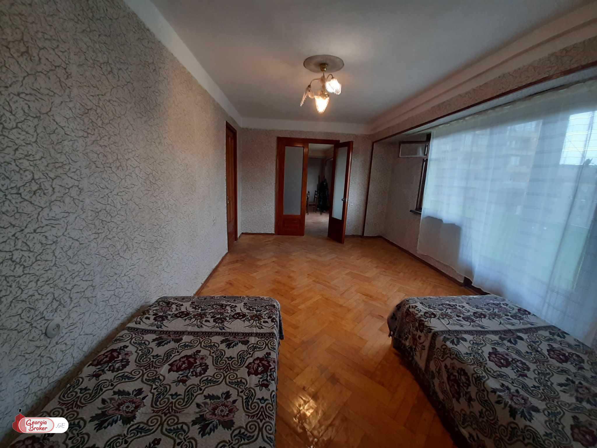 without repair 4-room apartment for sale