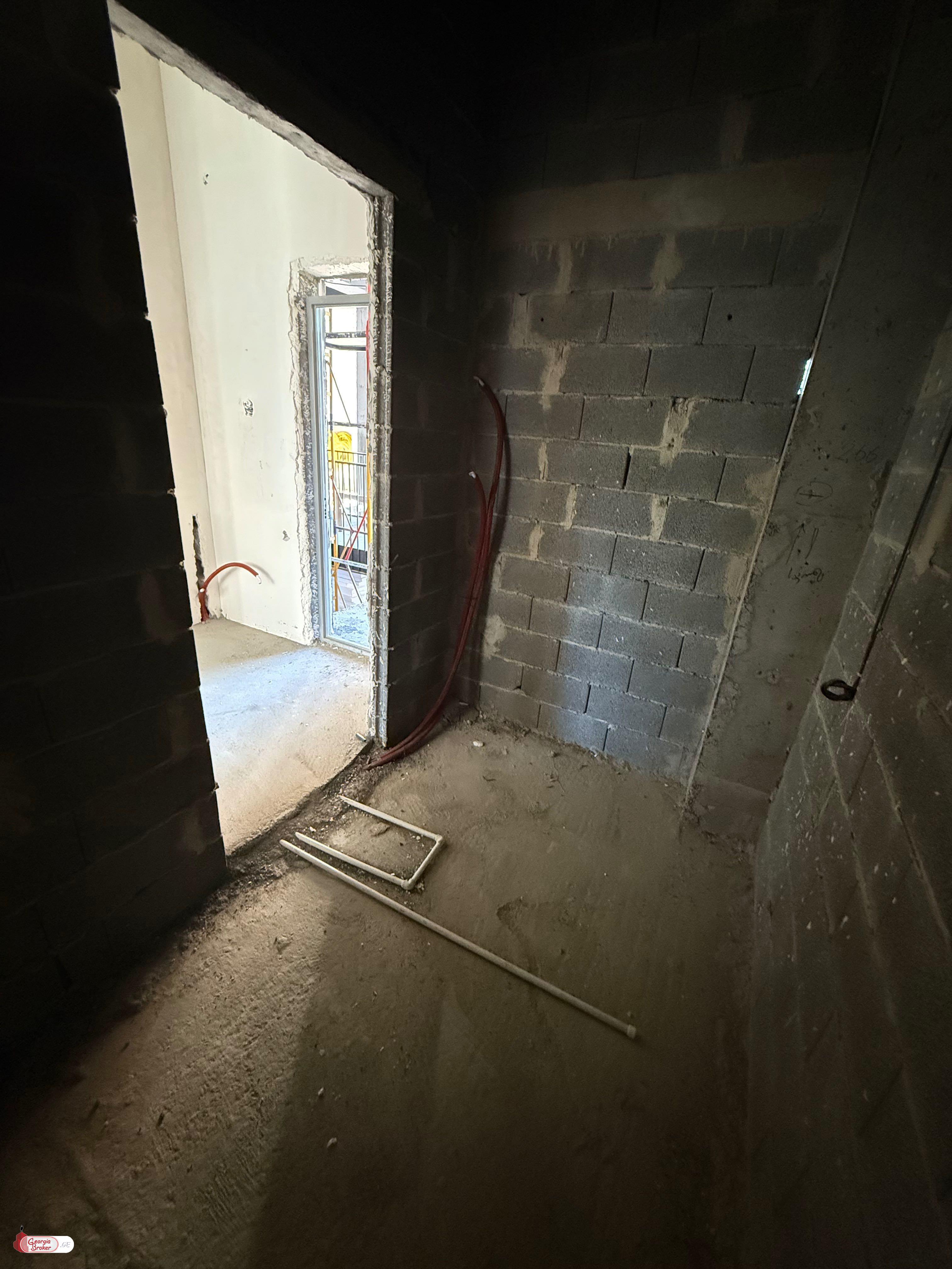 იყიდება ახალი გარემონტებული 2 ოთახიანი ბინა