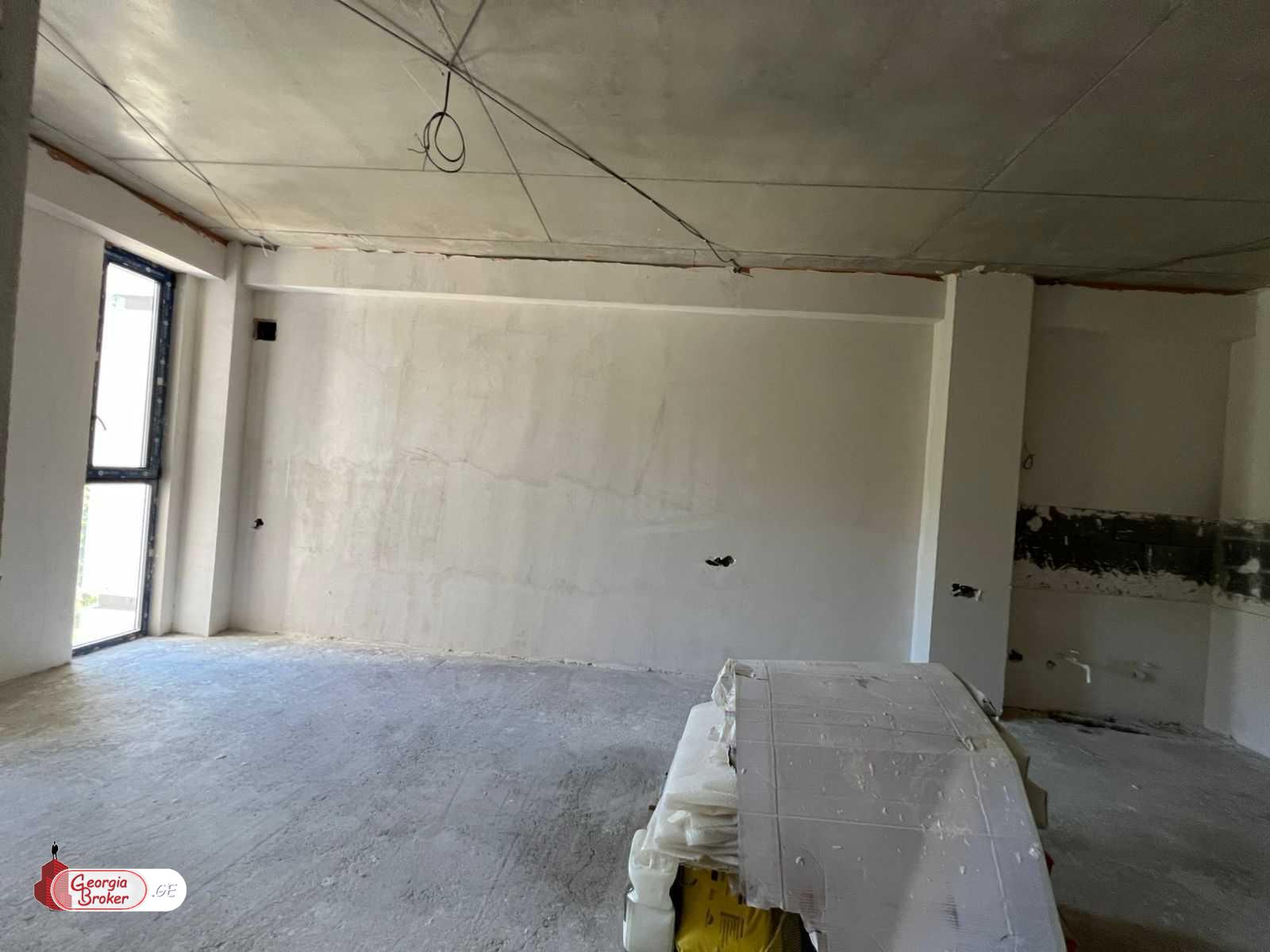 იყიდება ახალი გარემონტებული 2 ოთახიანი ბინა