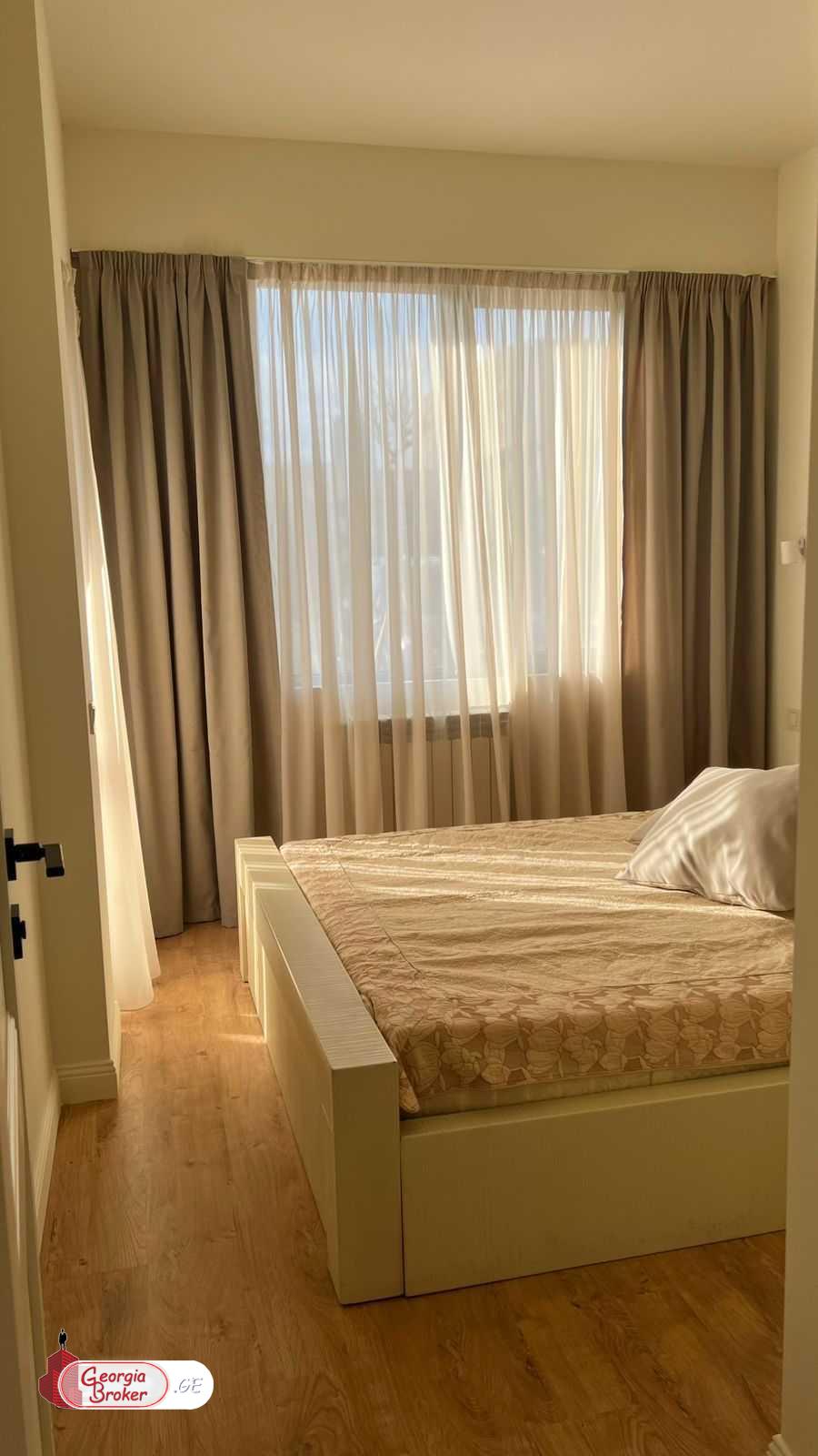 იყიდება ახალი გარემონტებული 2 ოთახიანი ბინა