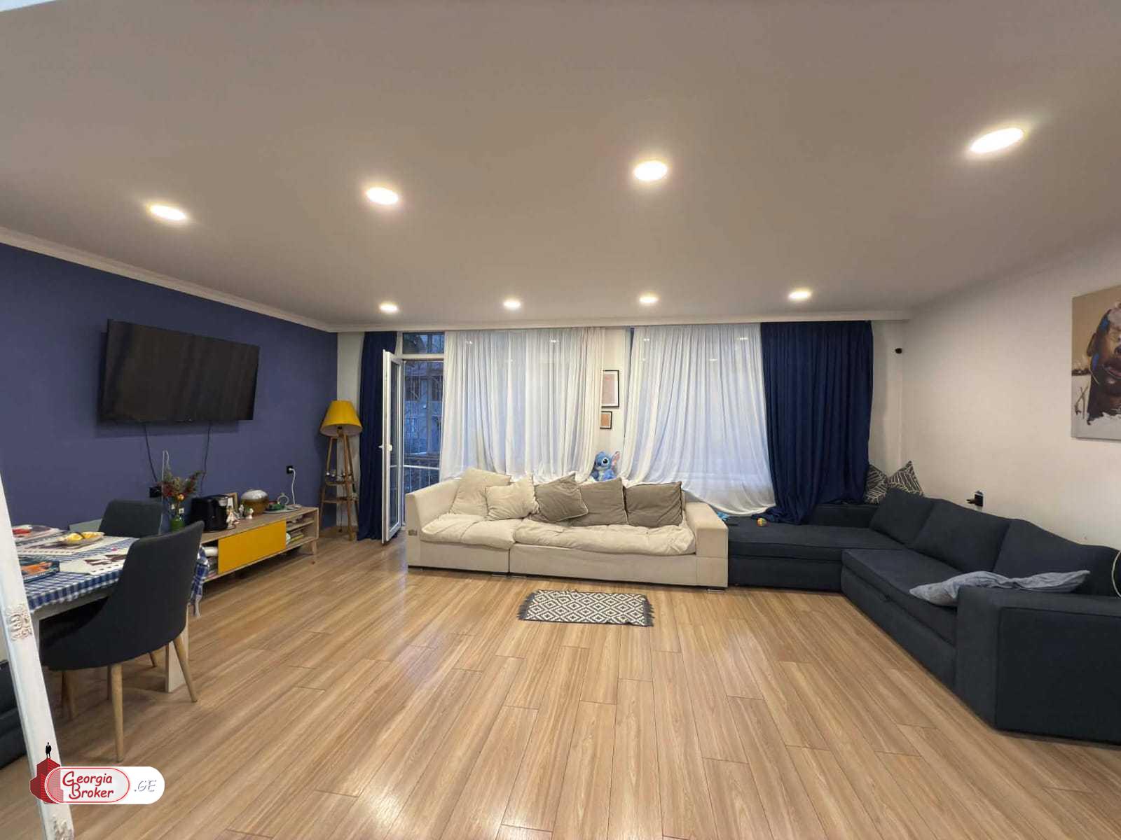 nearly repaired 5-room apartment for sale