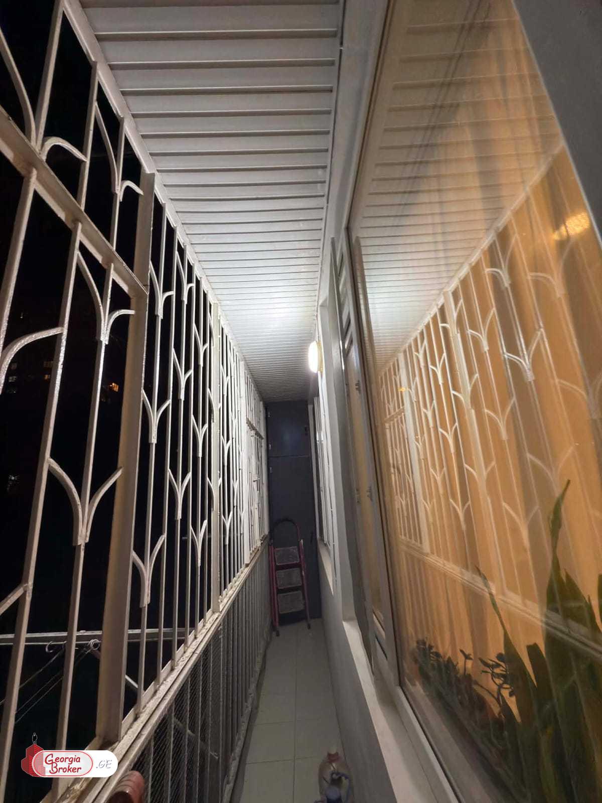 nearly repaired 5-room apartment for sale