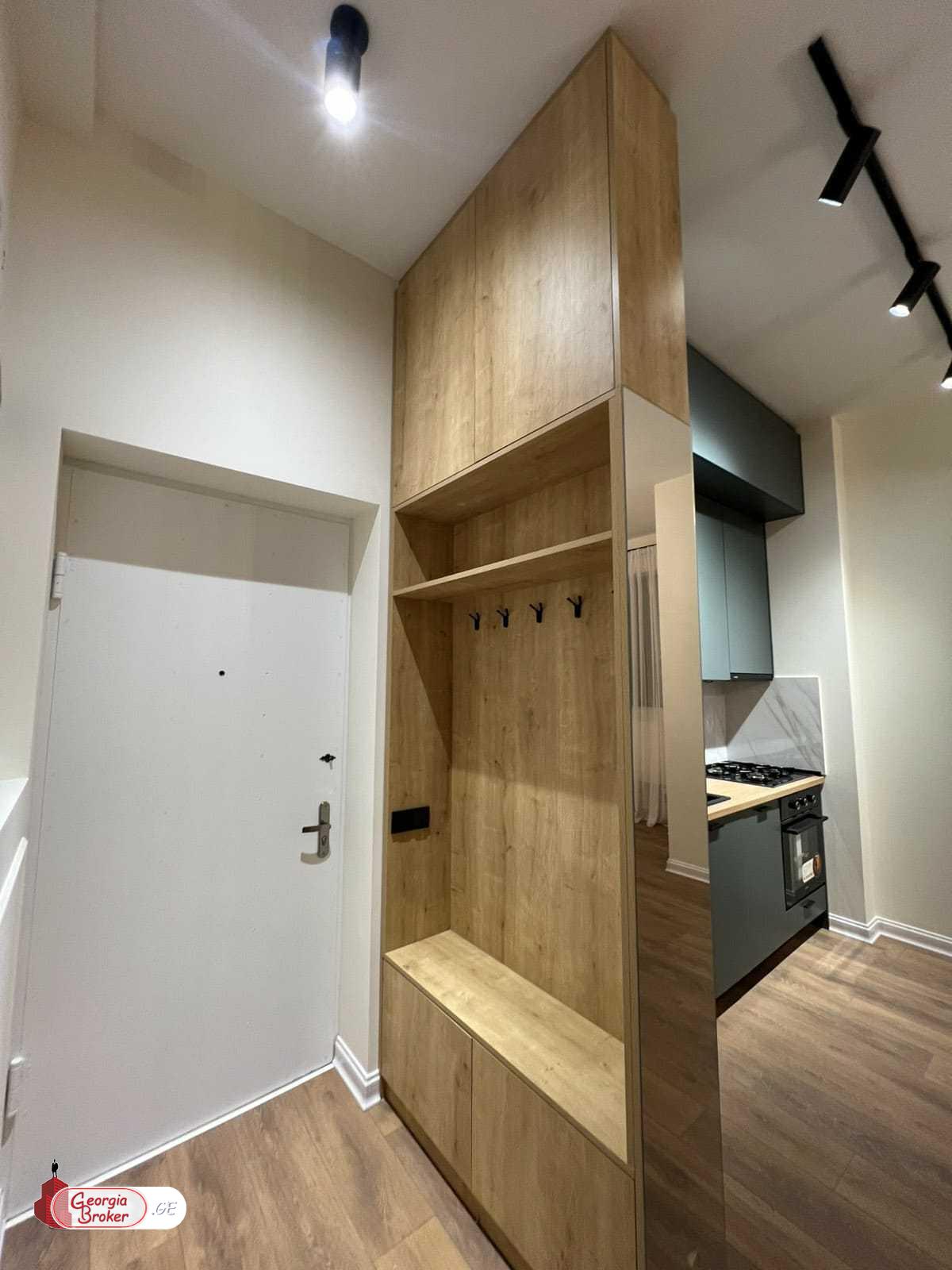 nearly repaired 3-room apartment for sale