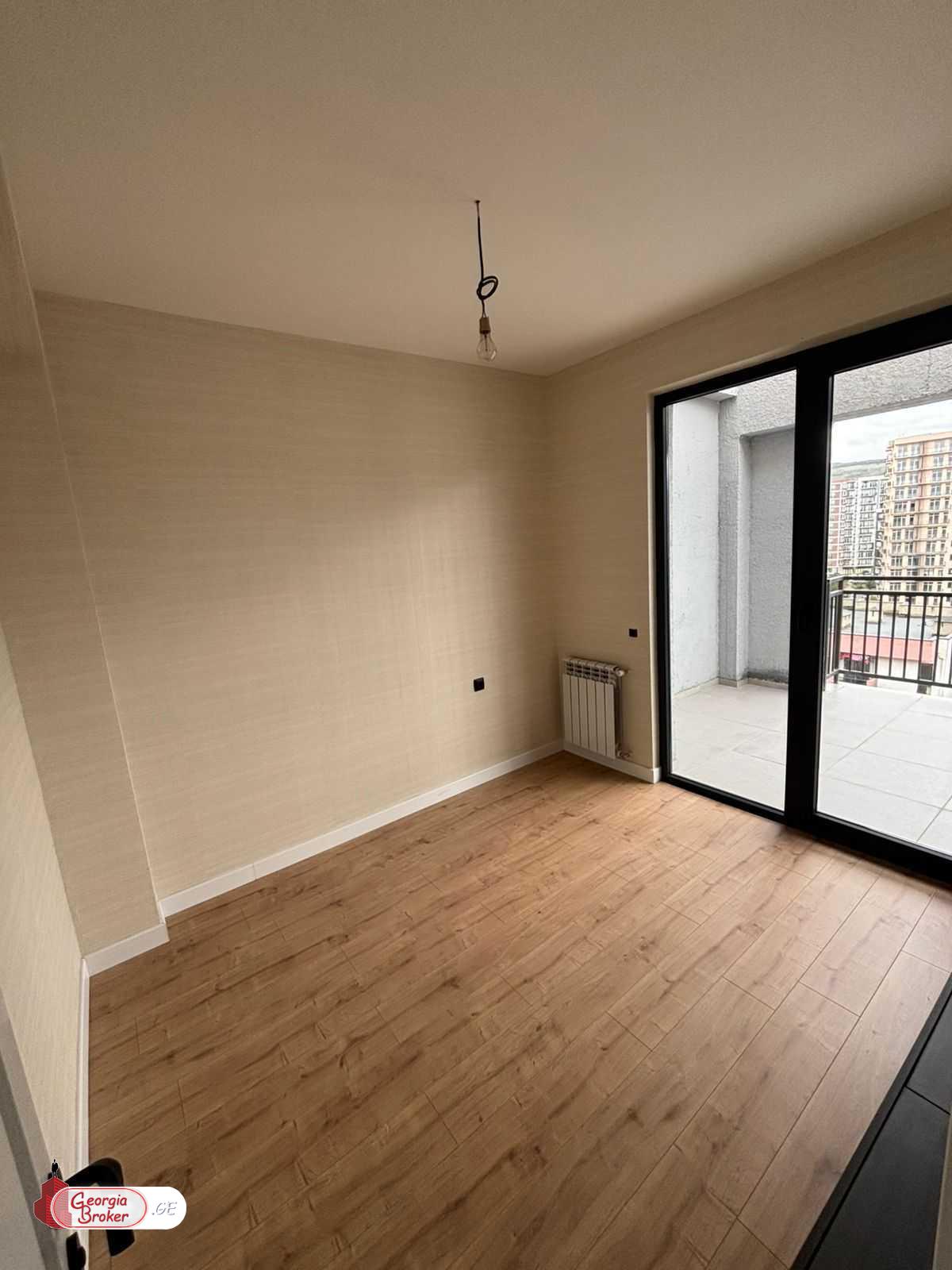 nearly repaired 2-room apartment for sale