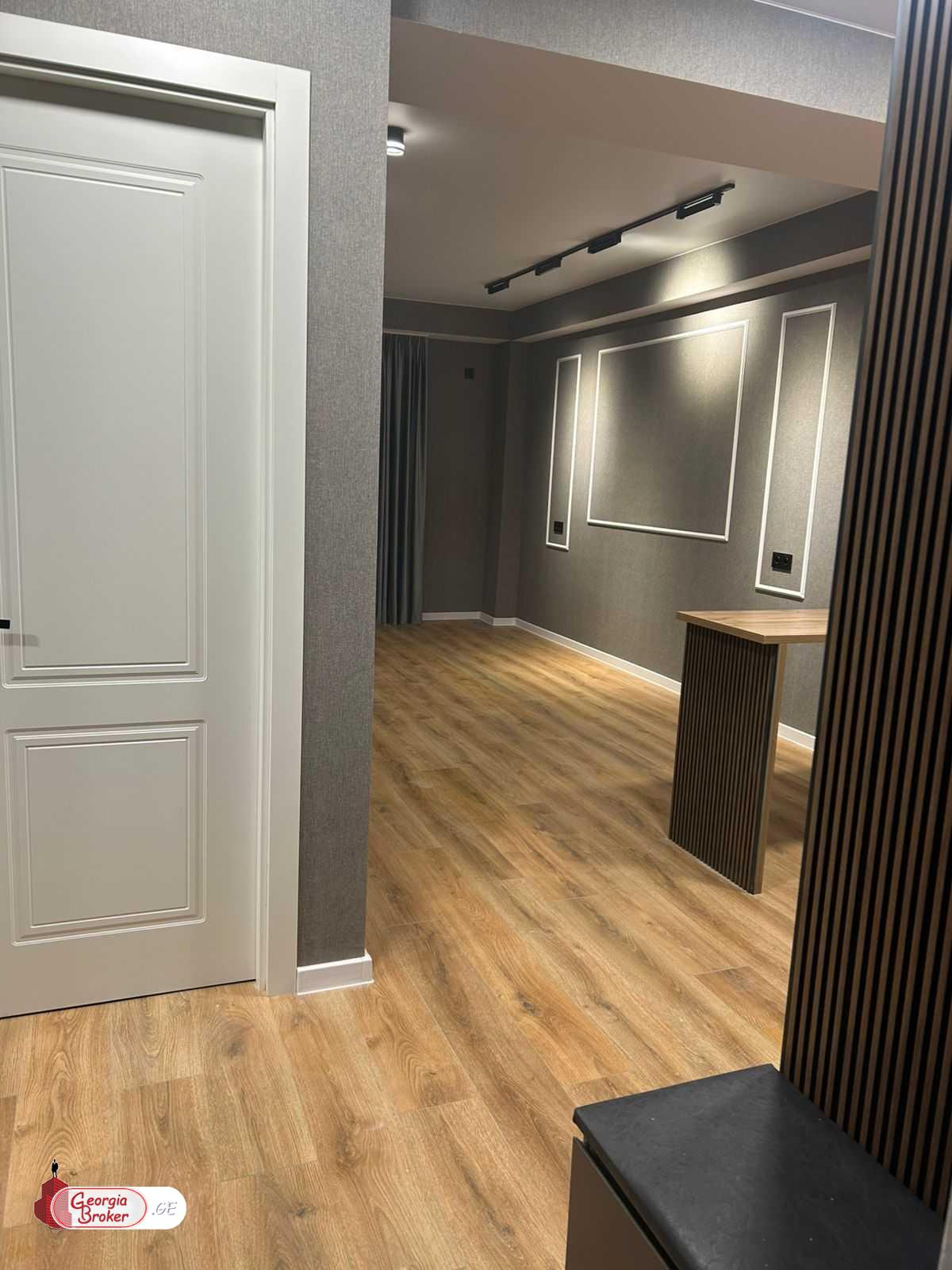 nearly repaired 3-room apartment for sale