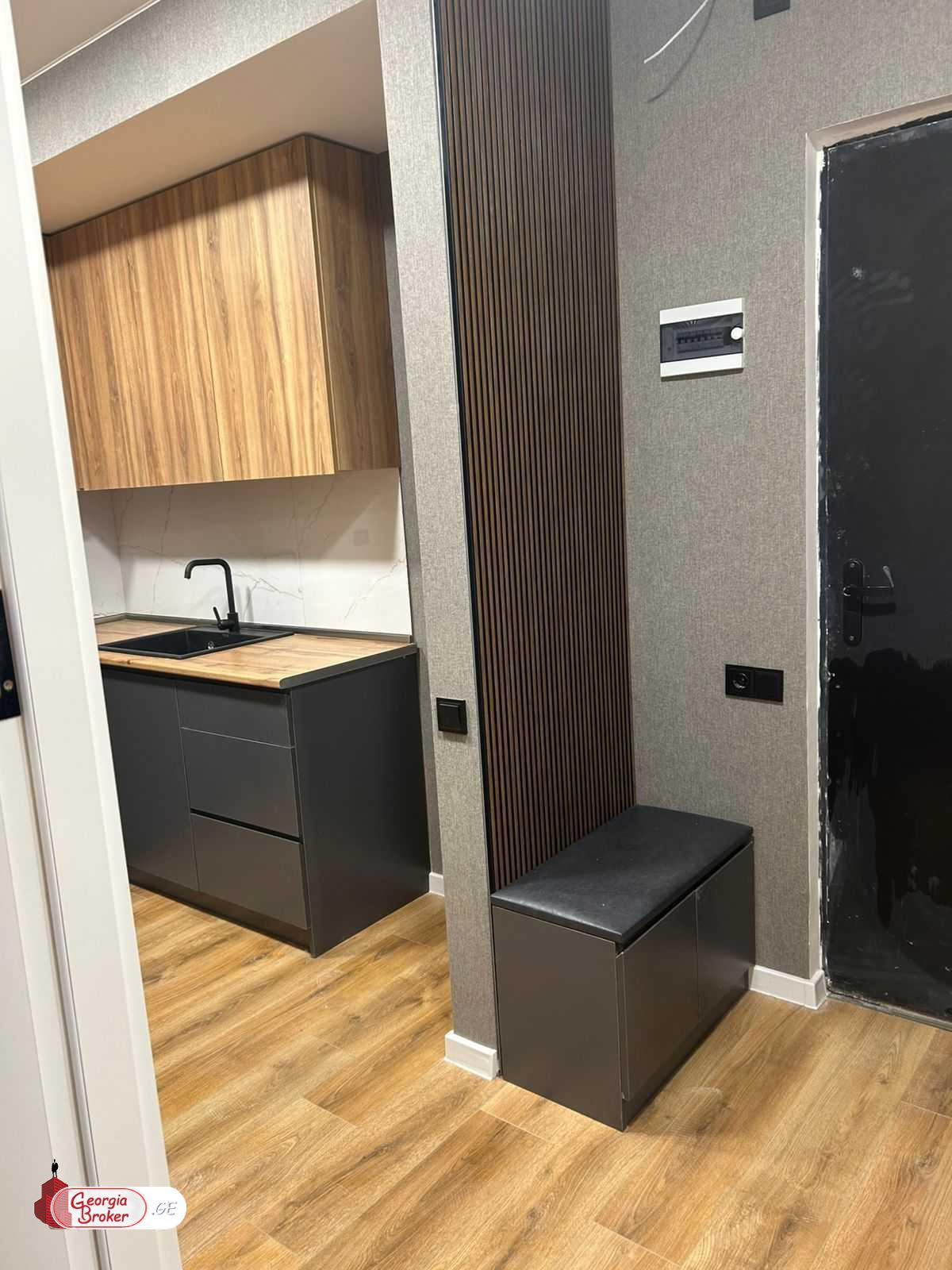 nearly repaired 3-room apartment for sale