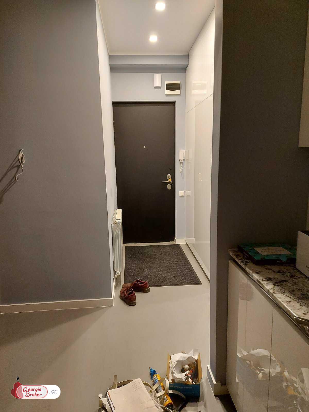 продается квартира с новым ремонтом 2-комнаты