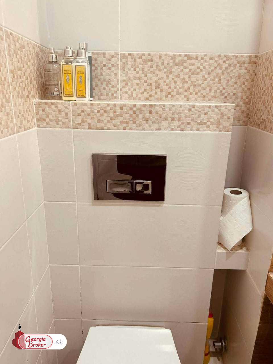 nearly repaired 2-room apartment for sale