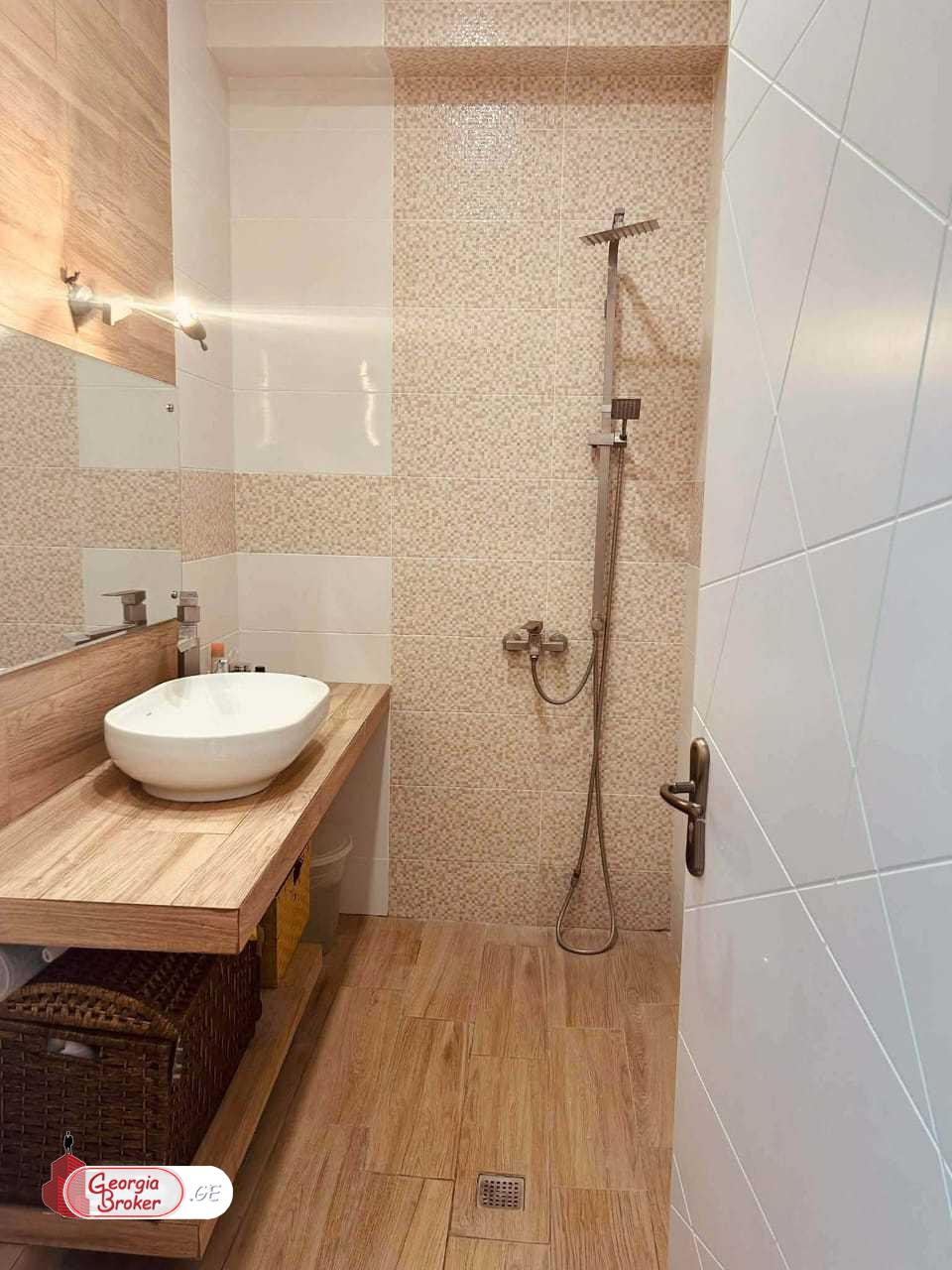 nearly repaired 2-room apartment for sale