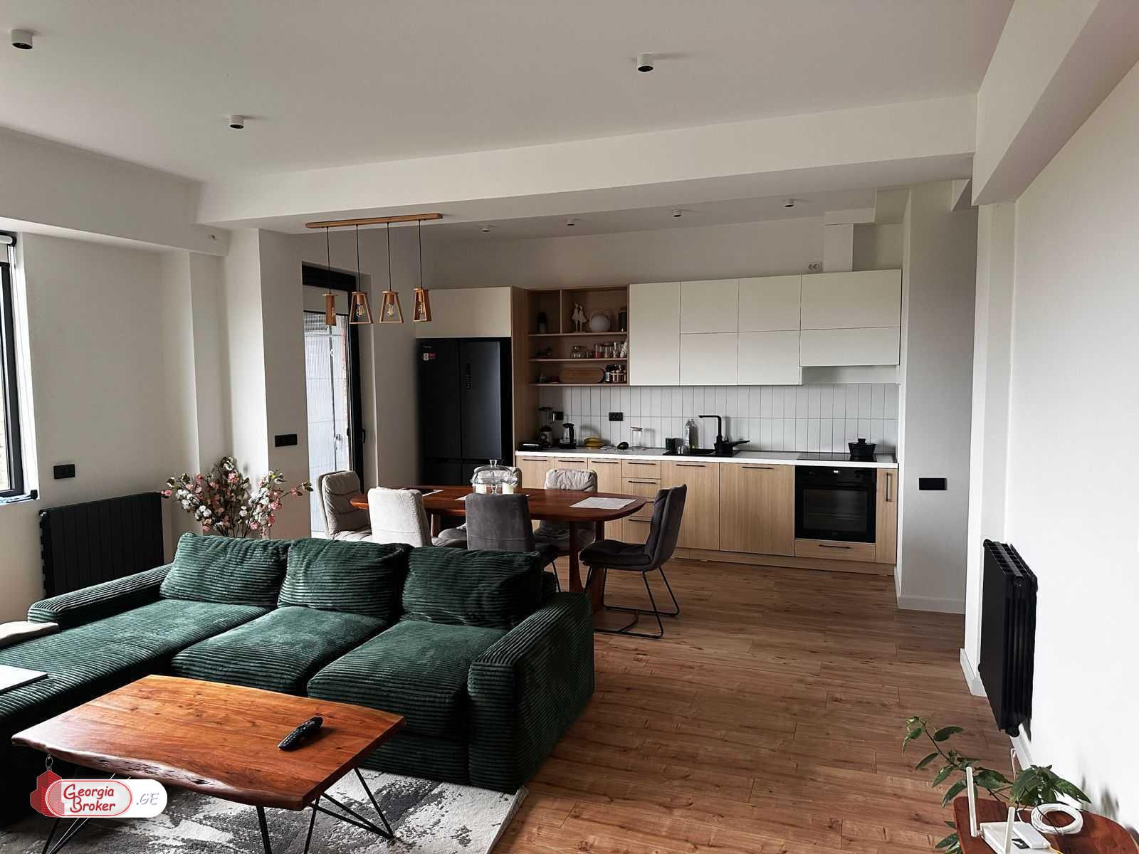 nearly repaired 2-room apartment for sale