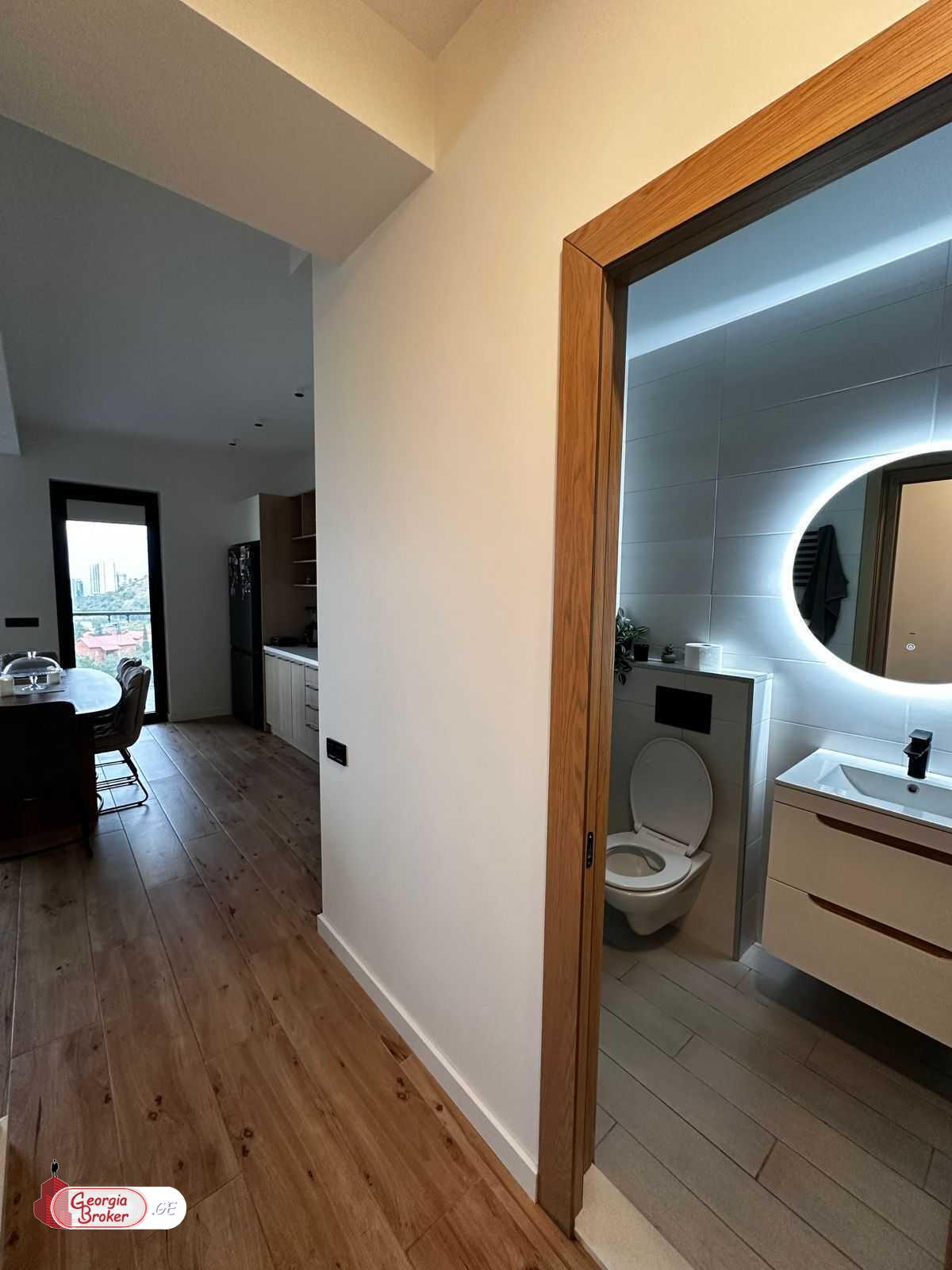 nearly repaired 2-room apartment for sale