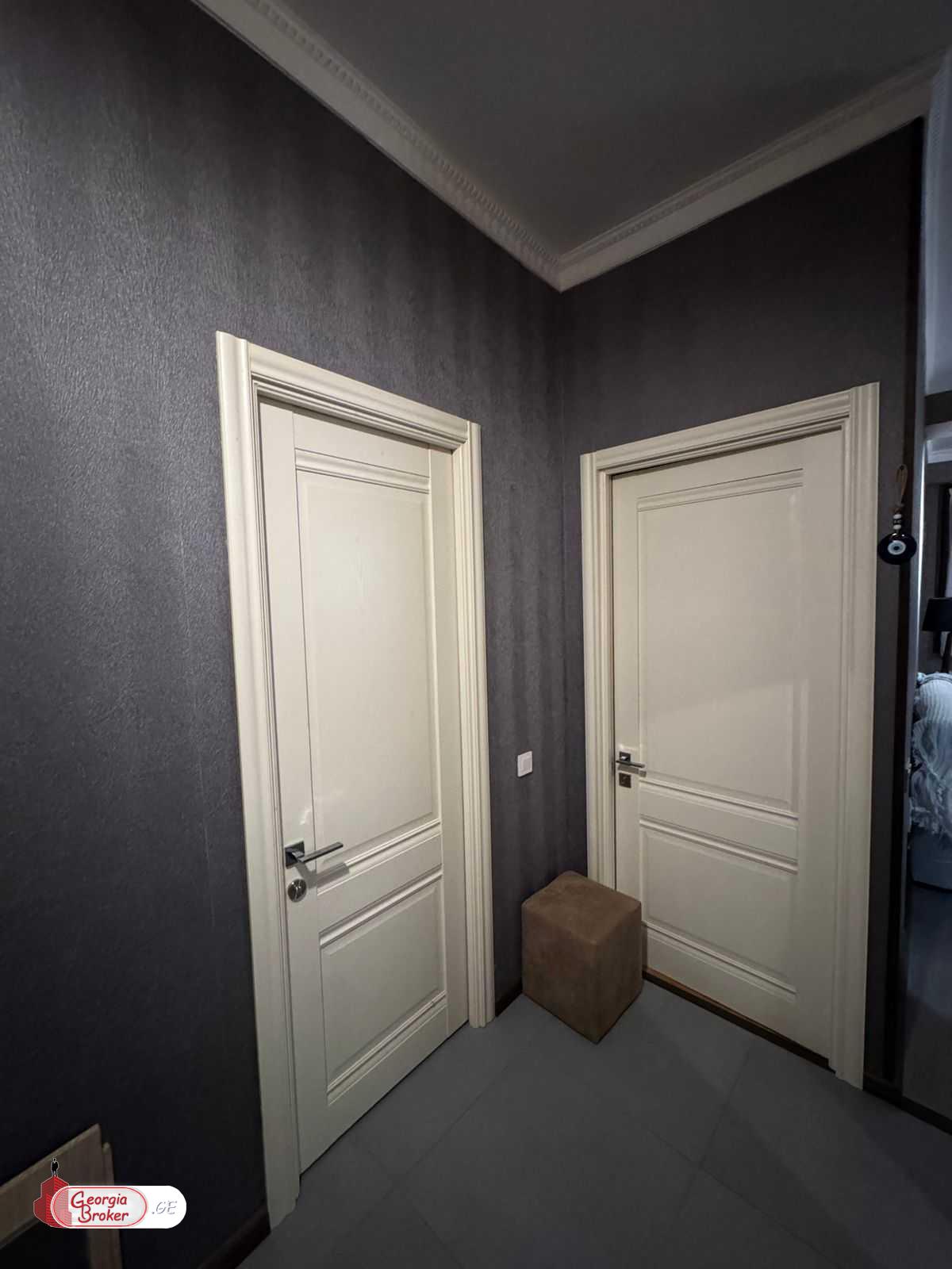 nearly repaired 2-room apartment for sale