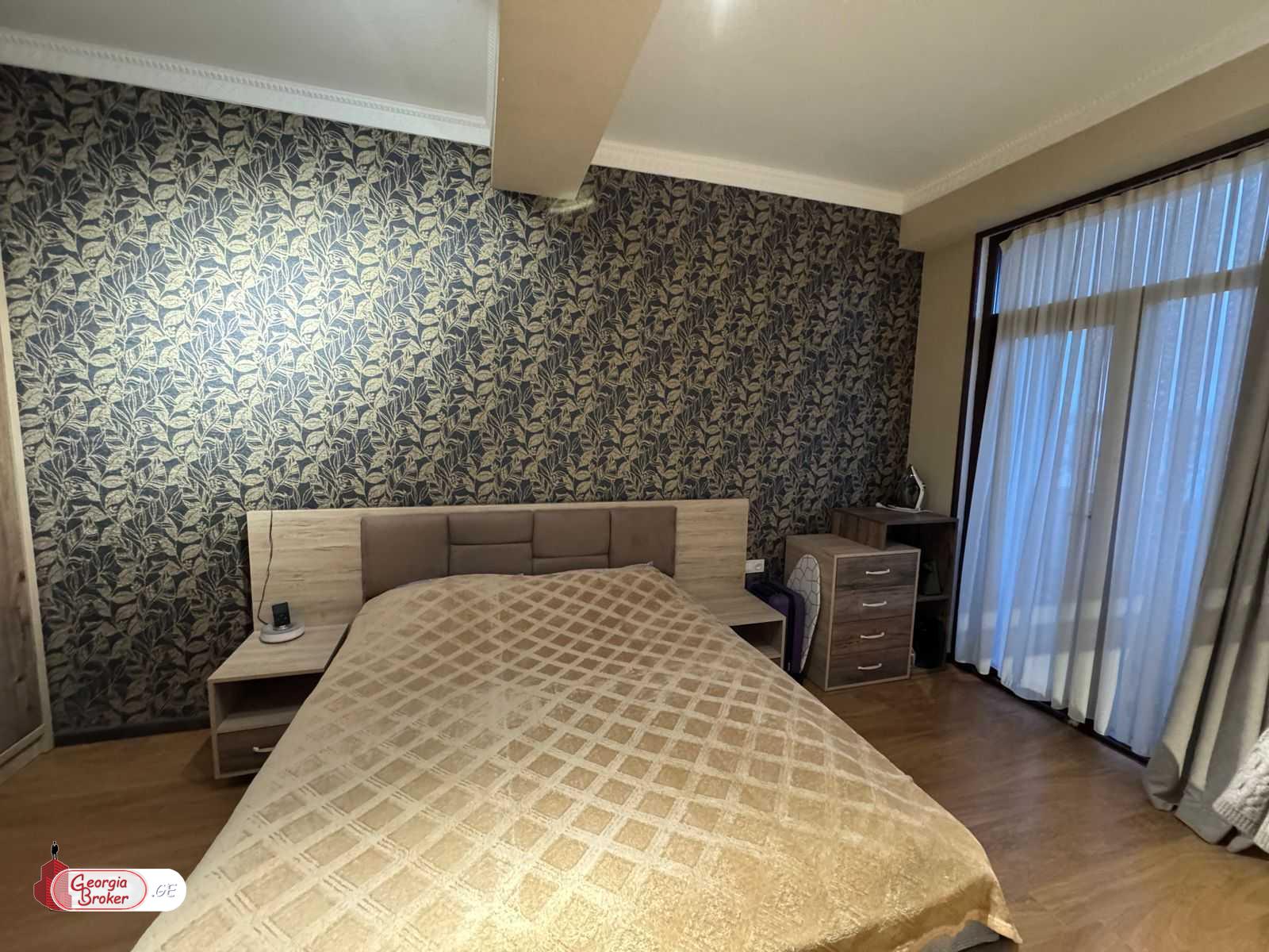 nearly repaired 2-room apartment for sale