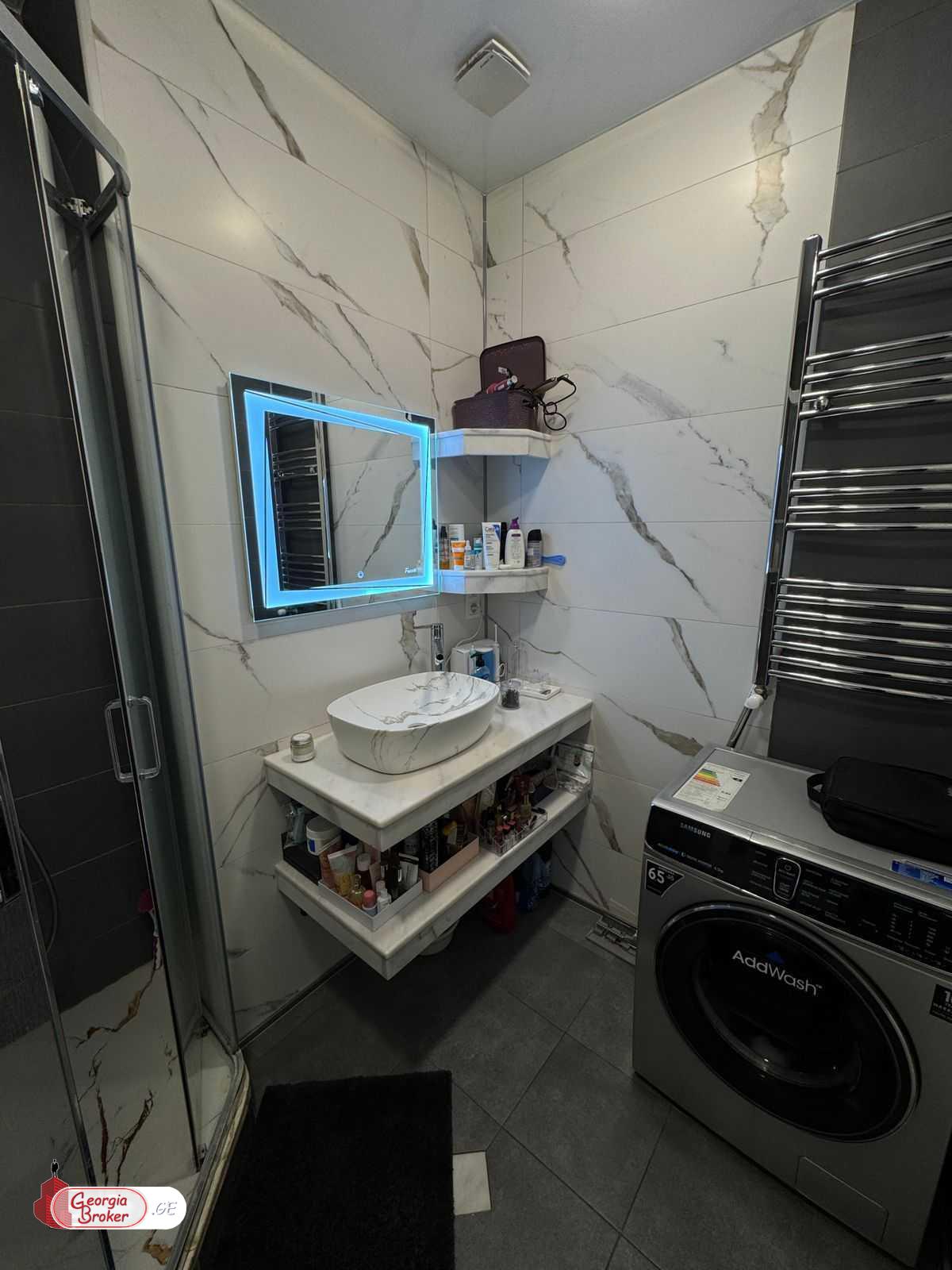 nearly repaired 2-room apartment for sale