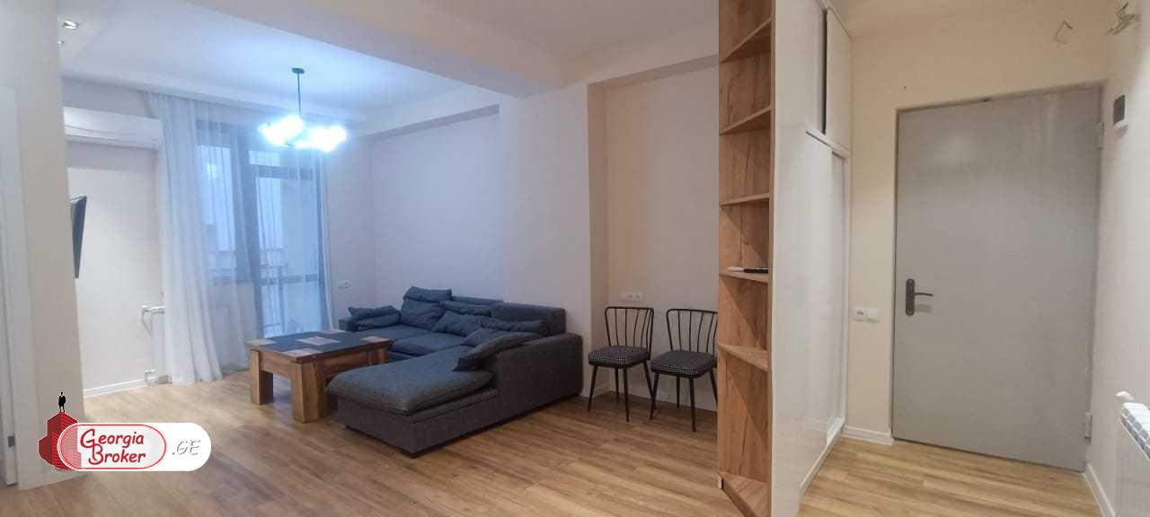 nearly repaired 2-room apartment for sale