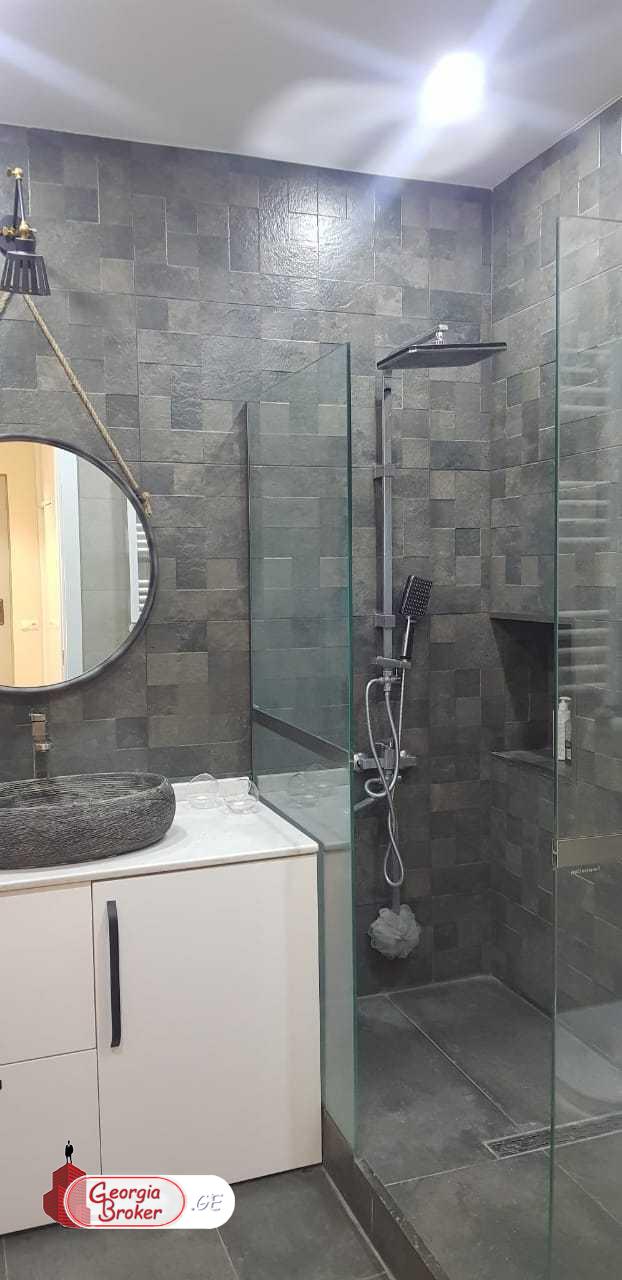 nearly repaired 2-room apartment for sale